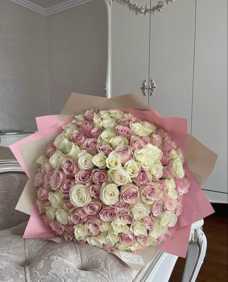 WaveLevelDatum workshop space where corporate flower arrangements are designed and prepared for business delivery